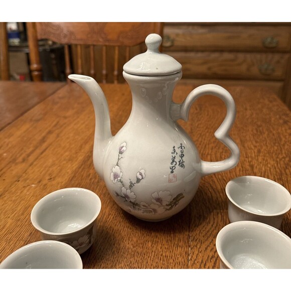 Asian Sage Green Long Neck Saki Teapot & 6 Cups Dogwood Branch Japanese Vintage - Picture 2 of 9